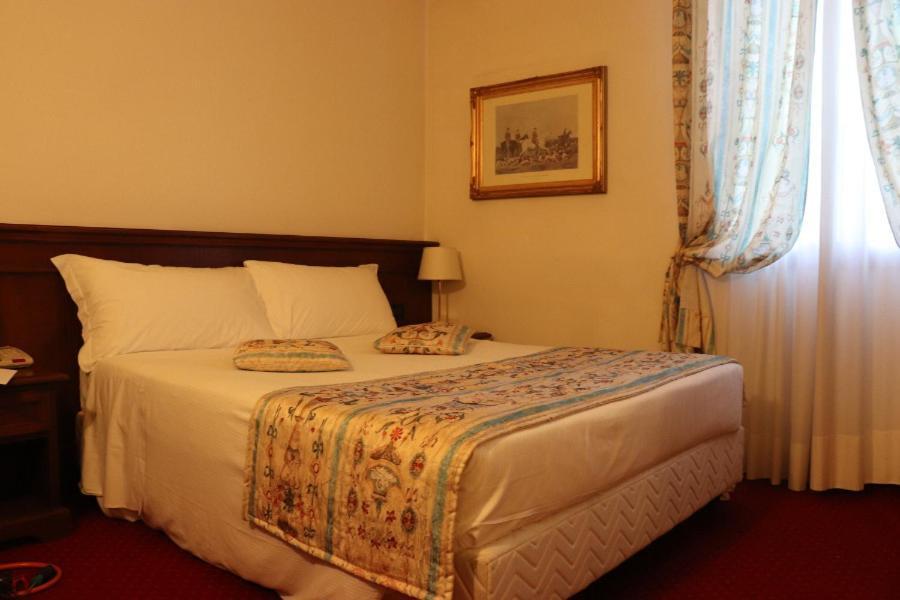Meditur Hotel Bologna Ozzano dell'Emilia Luaran gambar